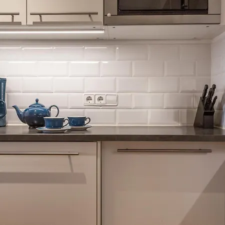 Gisela Apartment